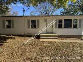 featured image of 1813 Eastgate Ave Ne