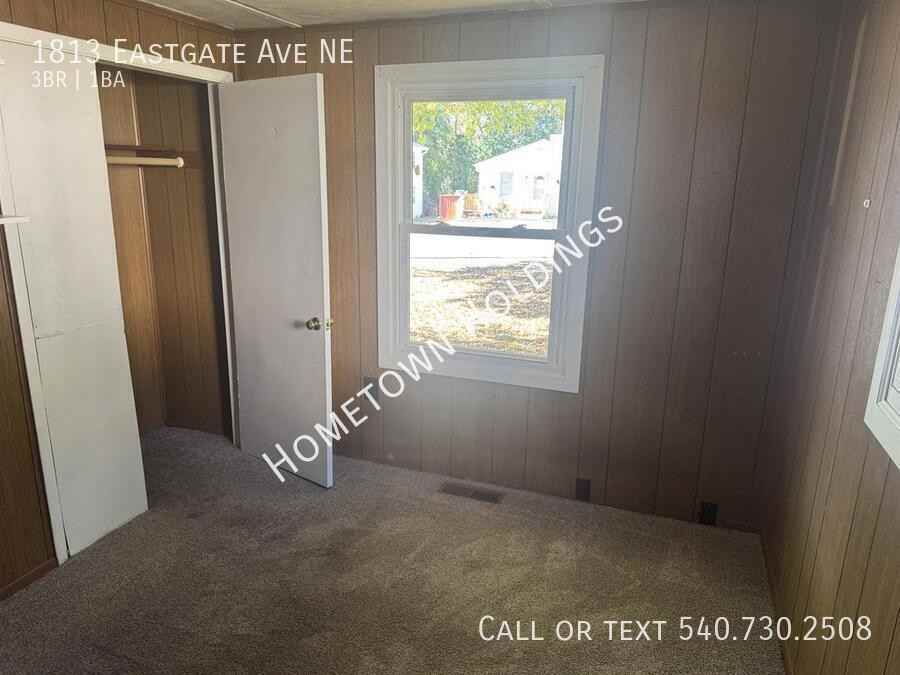 1813 Eastgate Ave Ne - Photo 5 of 19