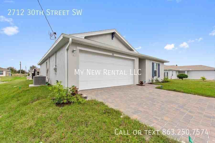 2712 30th Street Southwest - Photo 4 of 30