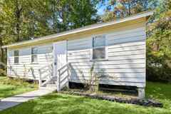 206 Sunset Dr - Photo 1 of 1