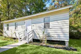 206 Sunset Dr - Photo 1 of 1