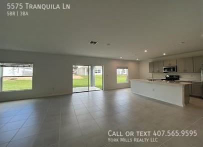 5575 Tranquila Ln - Photo 5 of 48