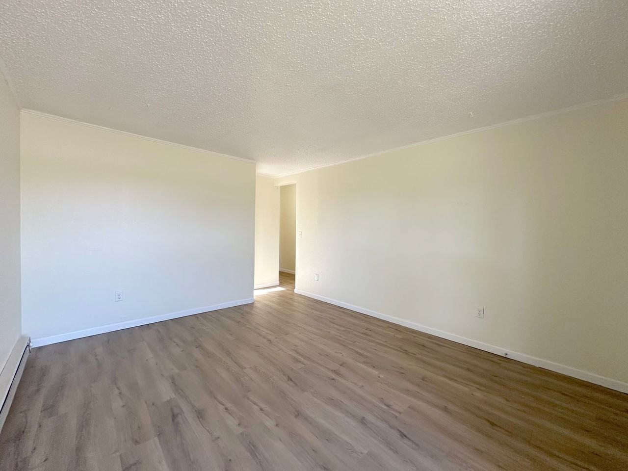 532 12th St Se - Photo 6 of 15