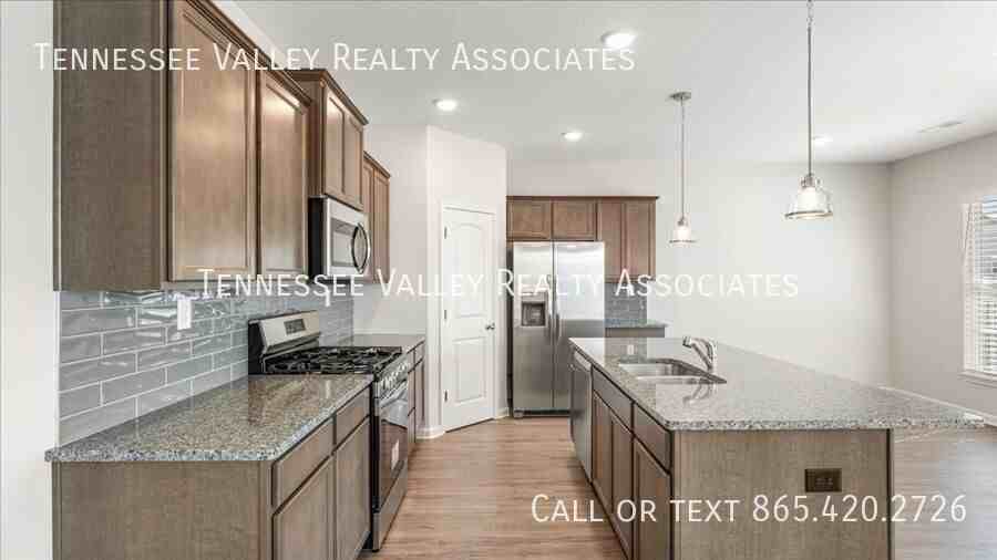 3636 Crimson Cir - Photo 7 of 36