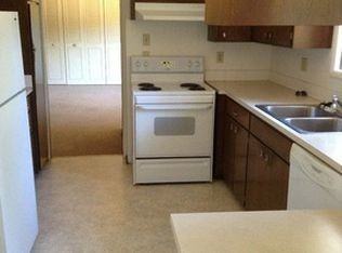 2335 Elysium Ave - Photo 5 of 16