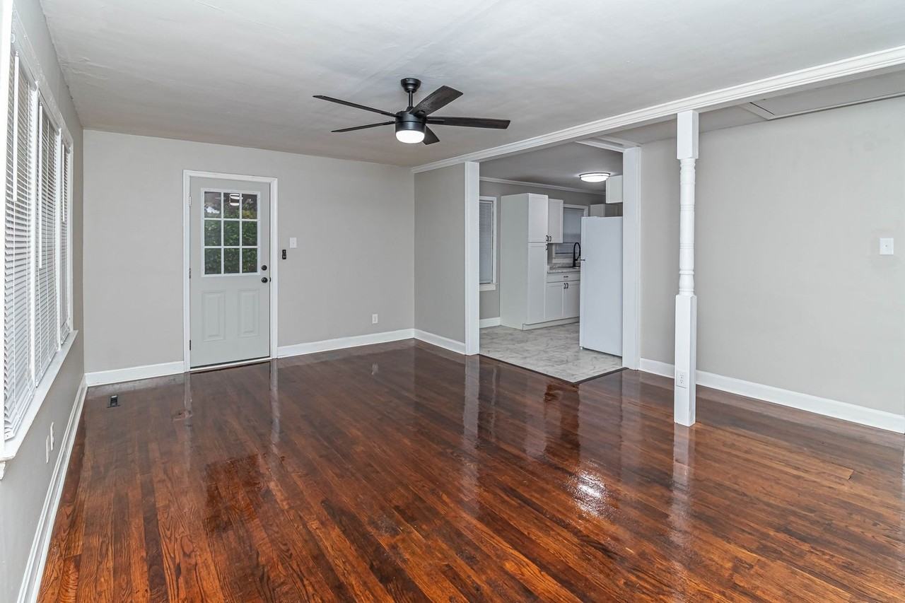 909 South Best Street - Photo 6 of 25