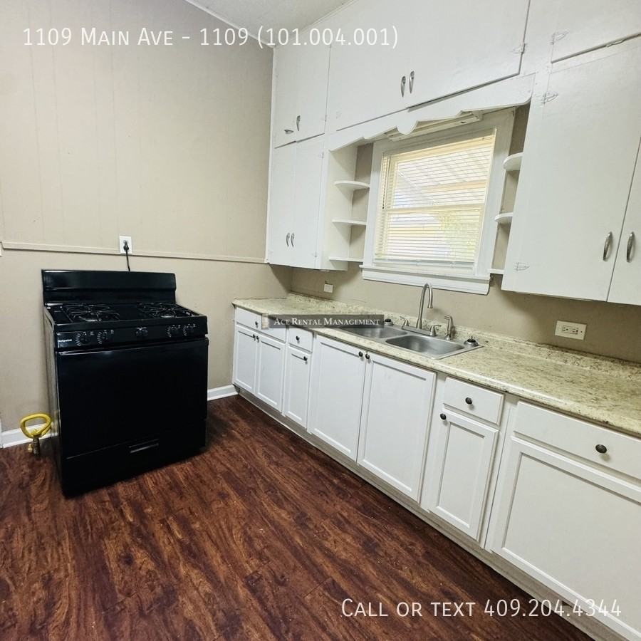 1109 Main Avenue - Photo 6 of 16