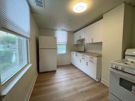 featured image of 336 1/2 E 12th Ave