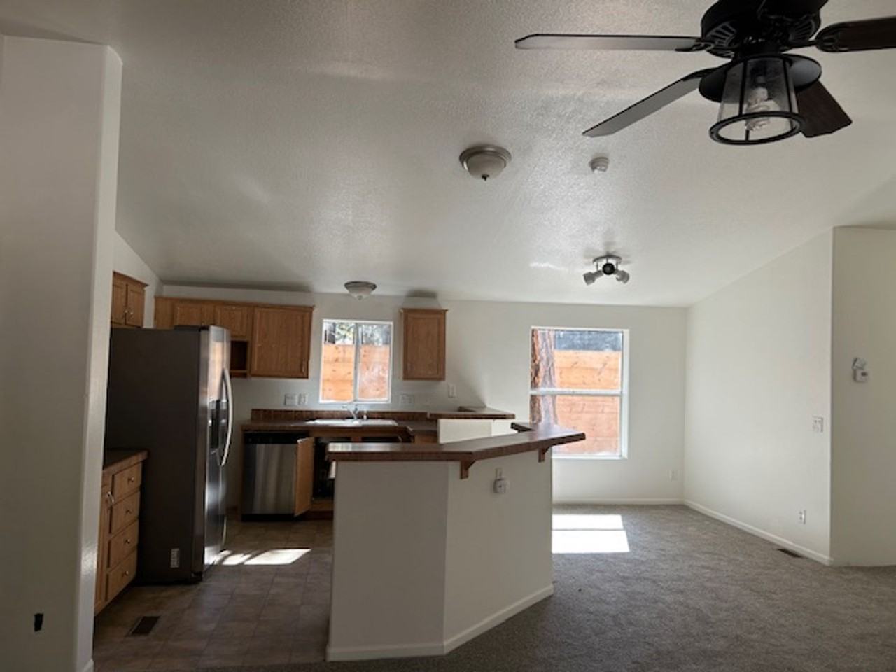 443 Holmes Ln - Photo 3 of 11