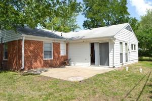 featured image of 1422 Harry Rd