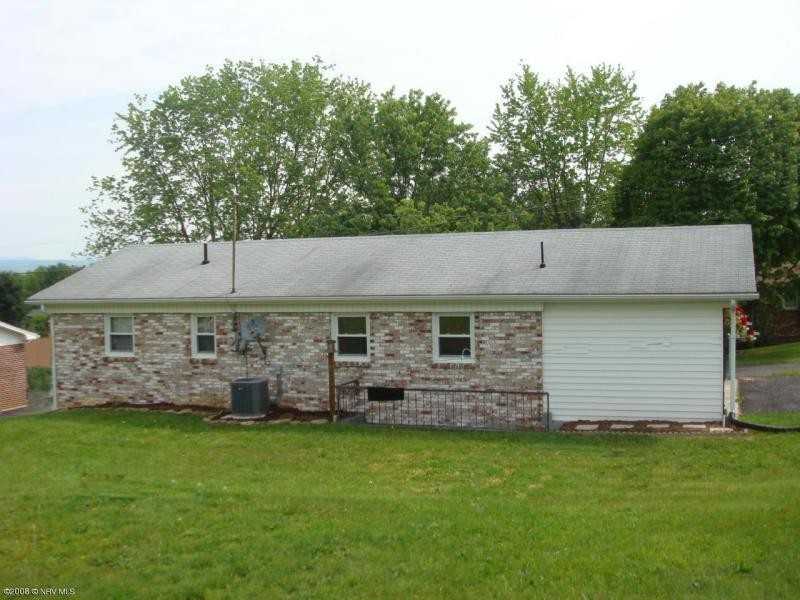 5631 Rolling Hills Dr - Photo 2 of 17