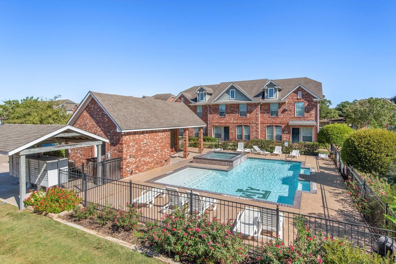 1001 Krenek Tap Road #502 - Photo 4 of 21