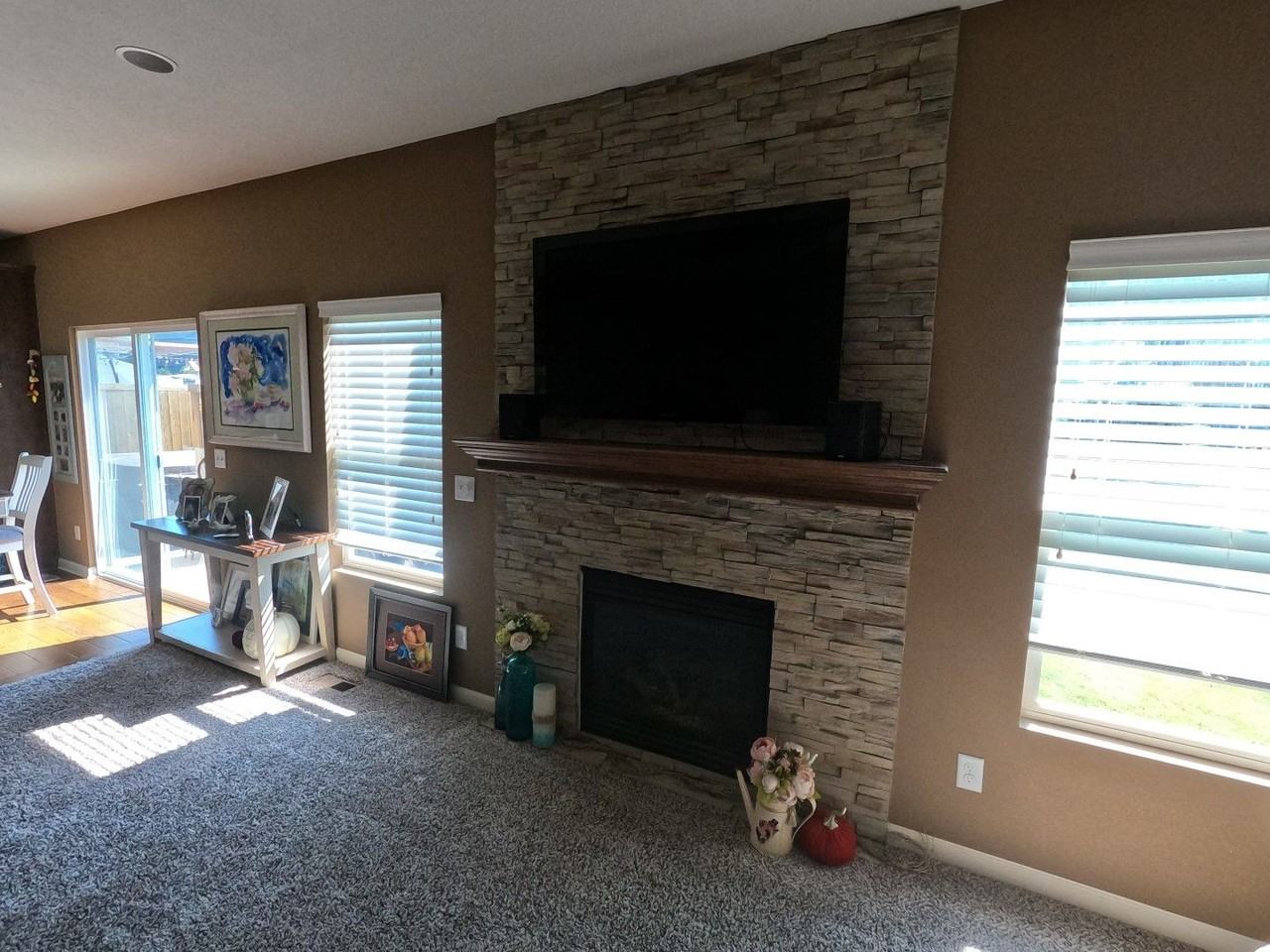 8507 S 106th St - Photo 6 of 17