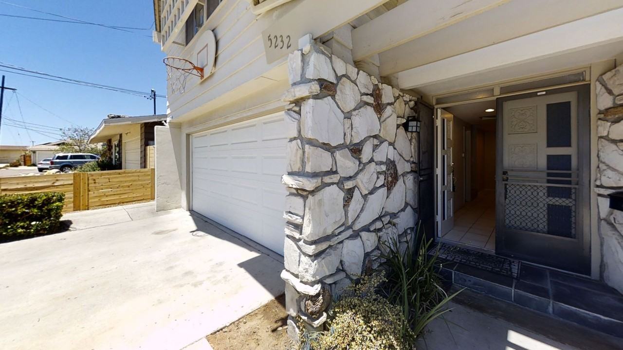 5232 Prosperity Lane - Photo 7 of 37