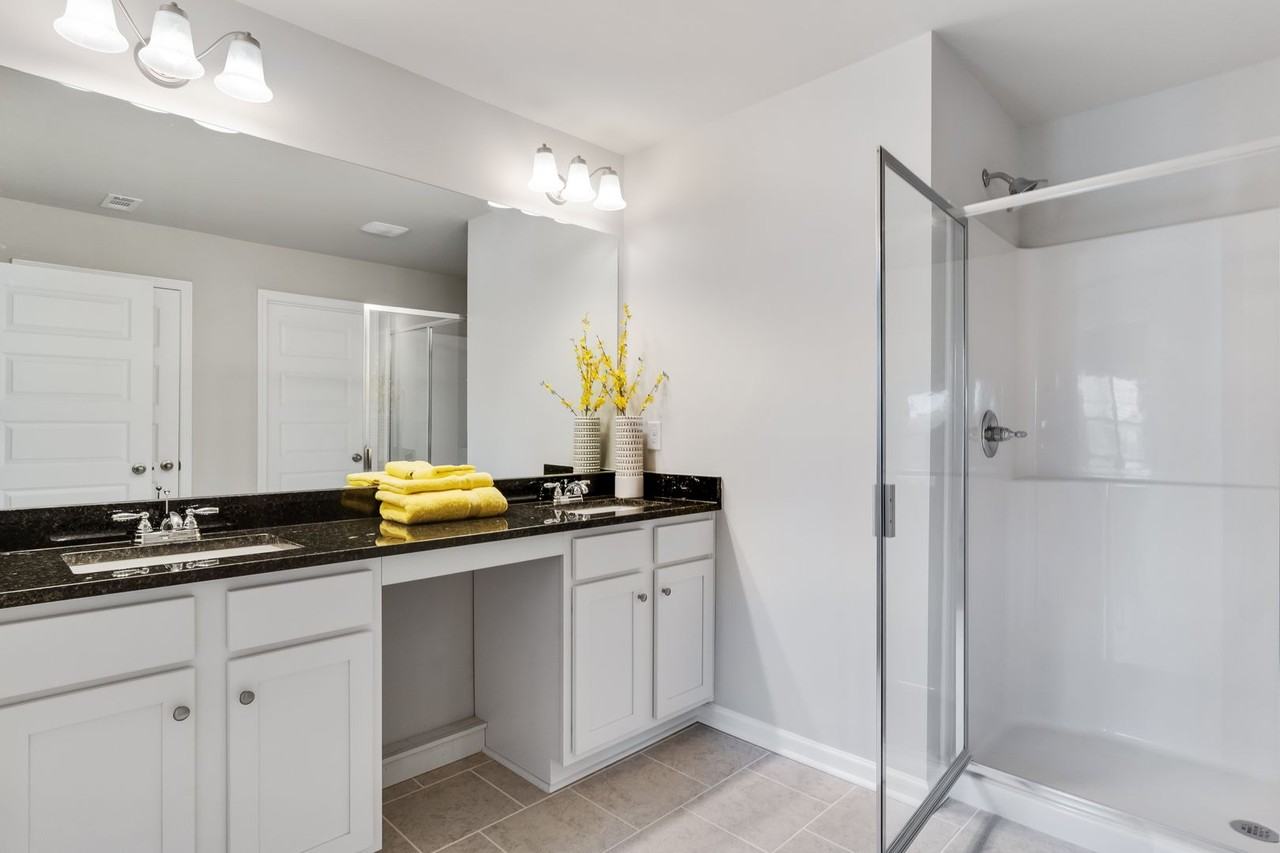 3797 Prospect Point Dr - Photo 3 of 30