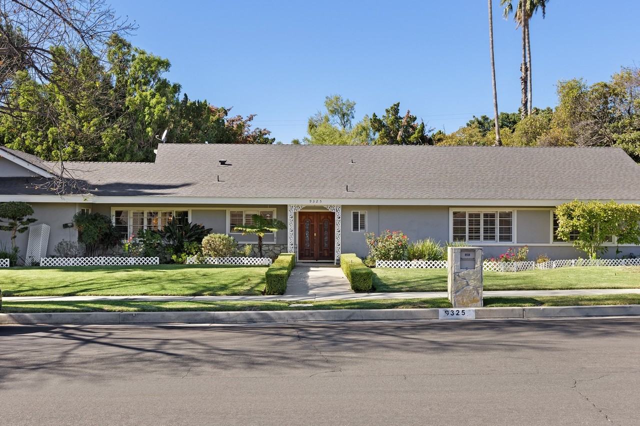 9325 Encino Ave - Photo 2 of 50