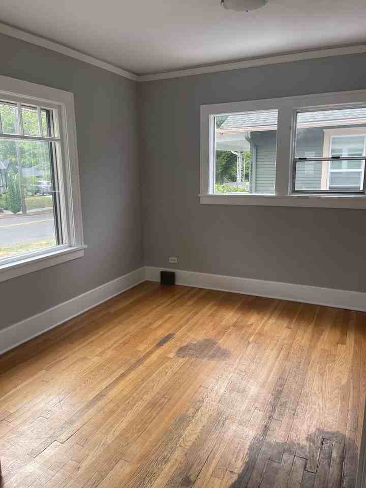 3935 Northeast 15th Avenue - Photo 7 of 19