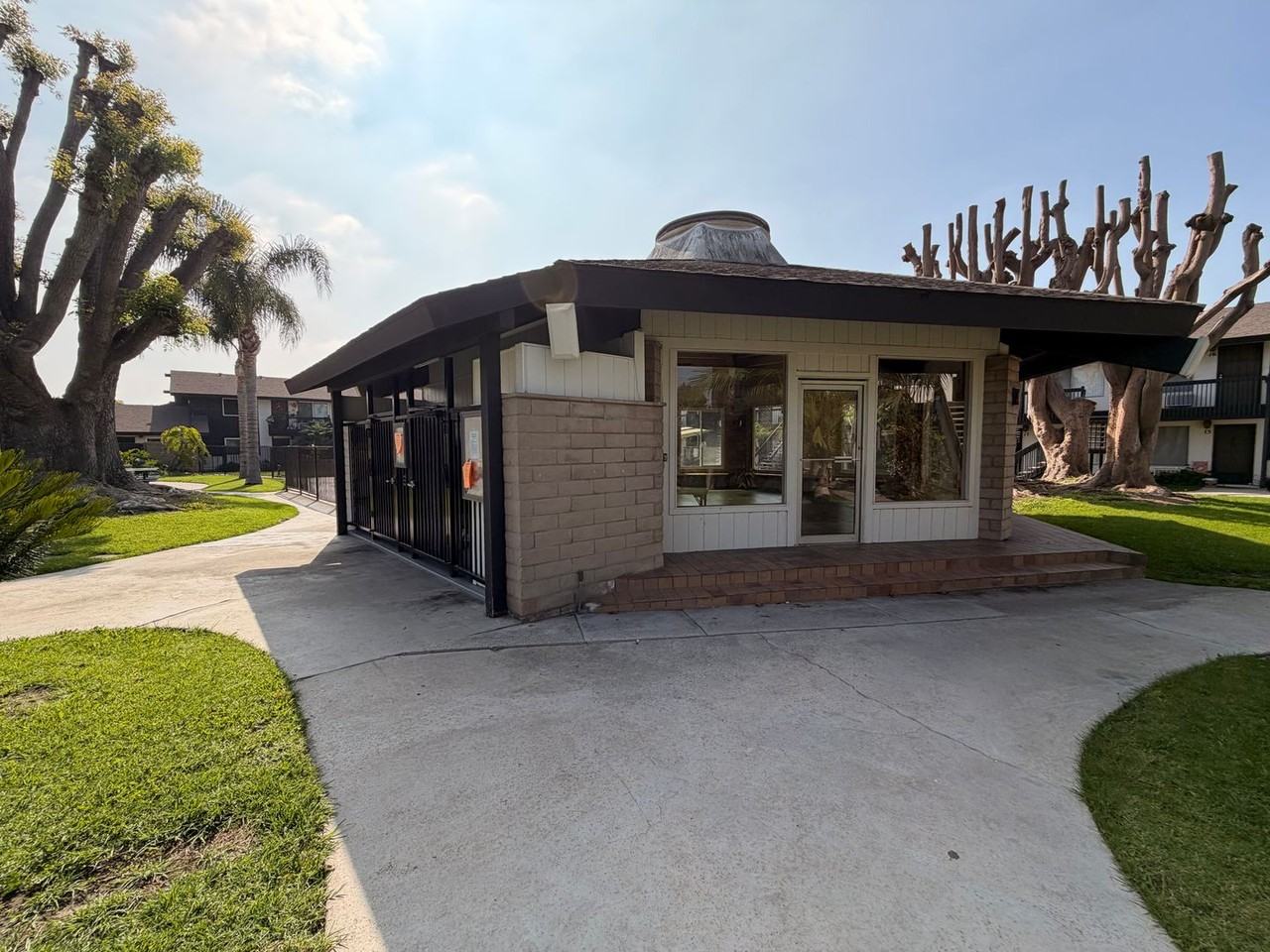 7100 Cerritos Avenue #16 - Photo 6 of 32