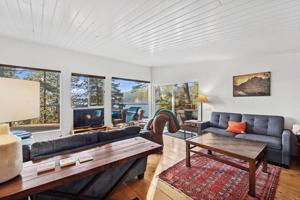 featured image of 2114 Houston Dr