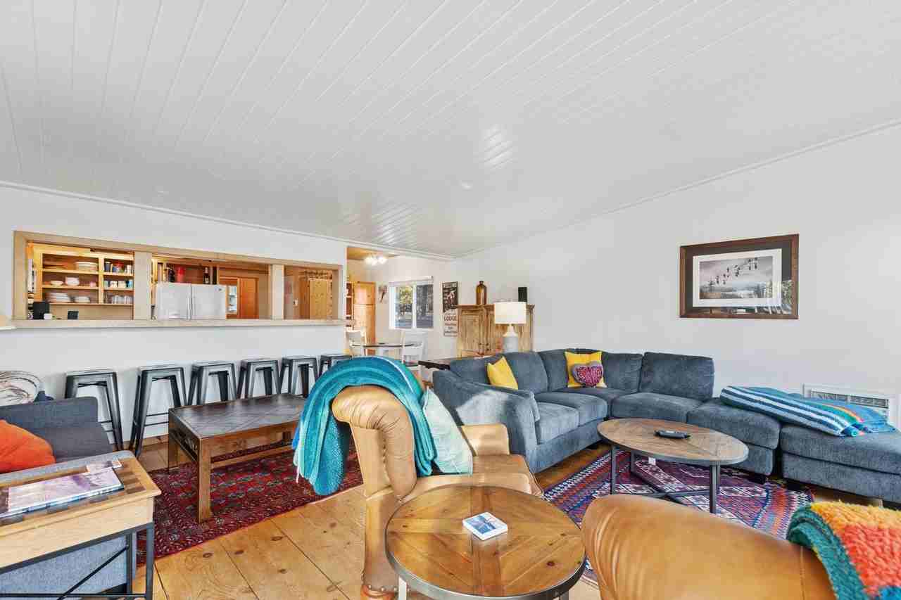 2114 Houston Dr - Photo 5 of 39