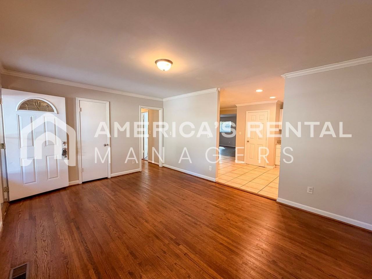 405 14th Ave Nw - Photo 6 of 38