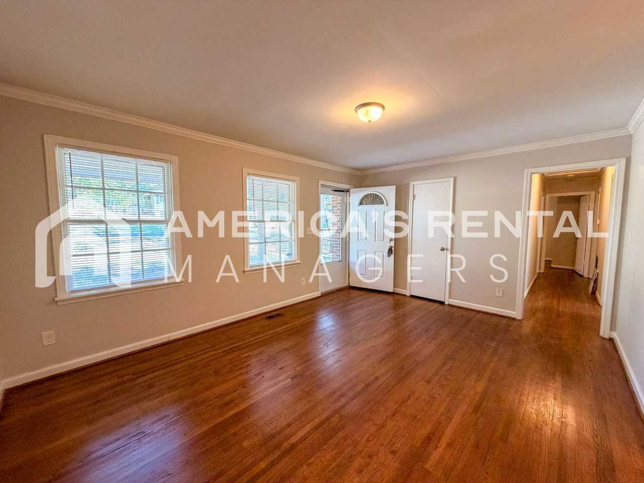 405 14th Ave Nw - Photo 7 of 38