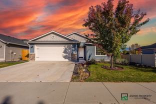 216 W Peach Springs St - Photo 1 of 1