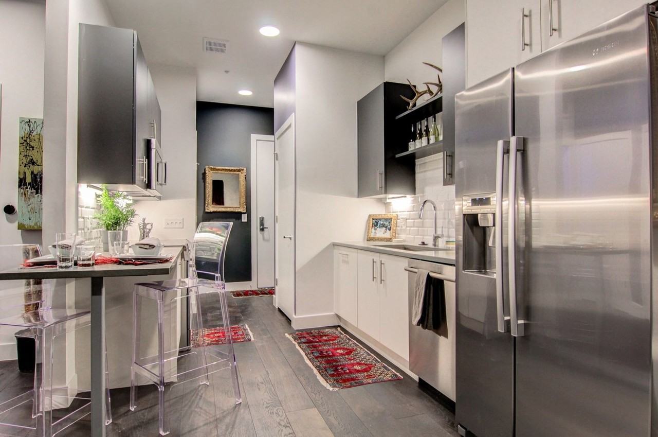 2550 Lawrence St - Photo 5 of 16