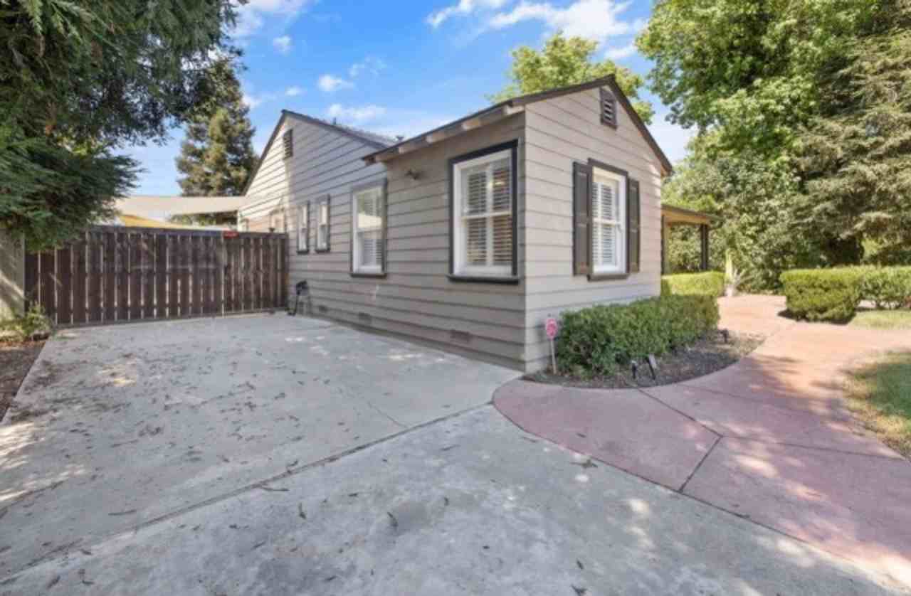 1708 W Myrtle Ave - Photo 2 of 23