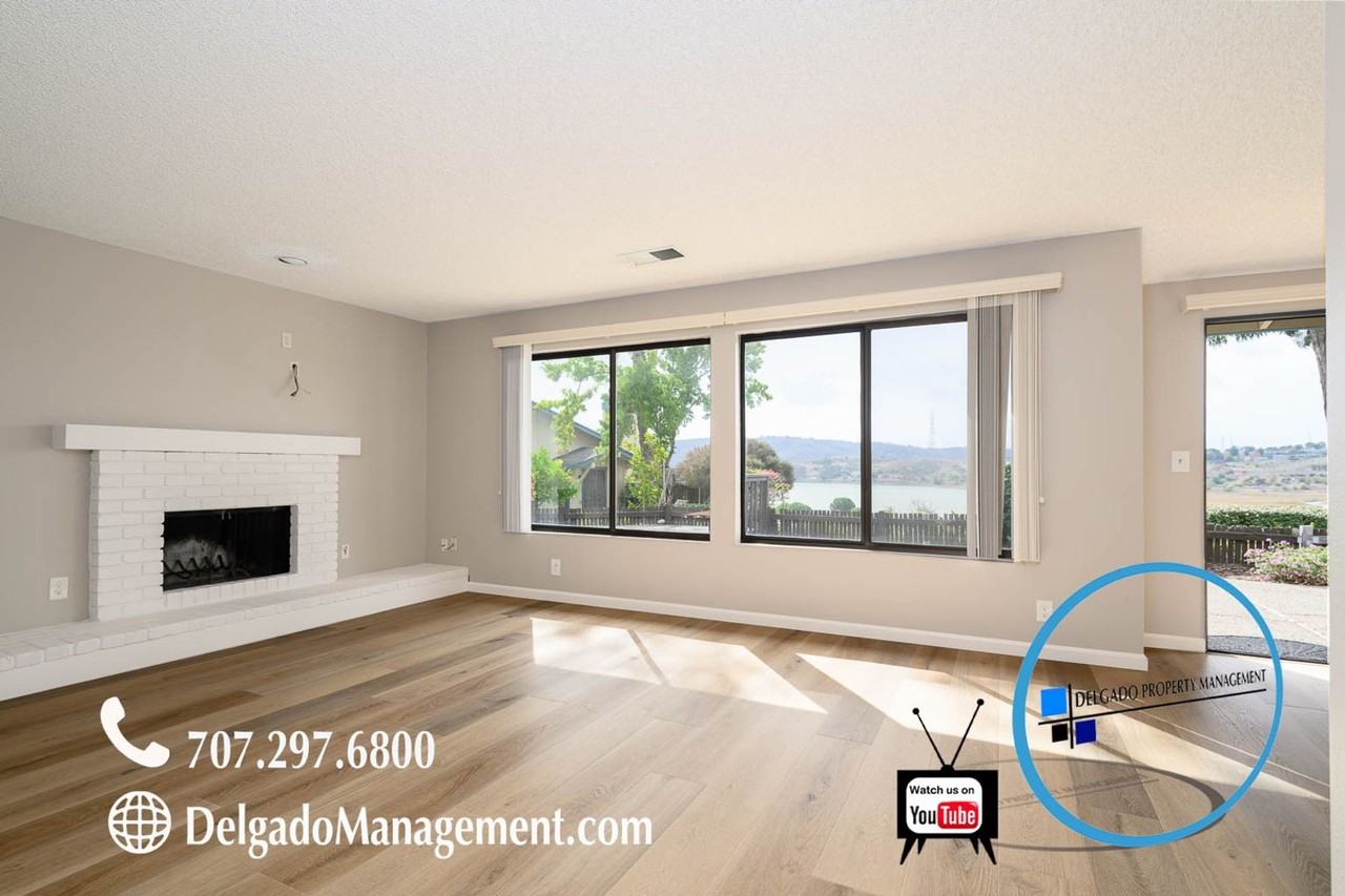 1538 London Cir - Photo 4 of 26