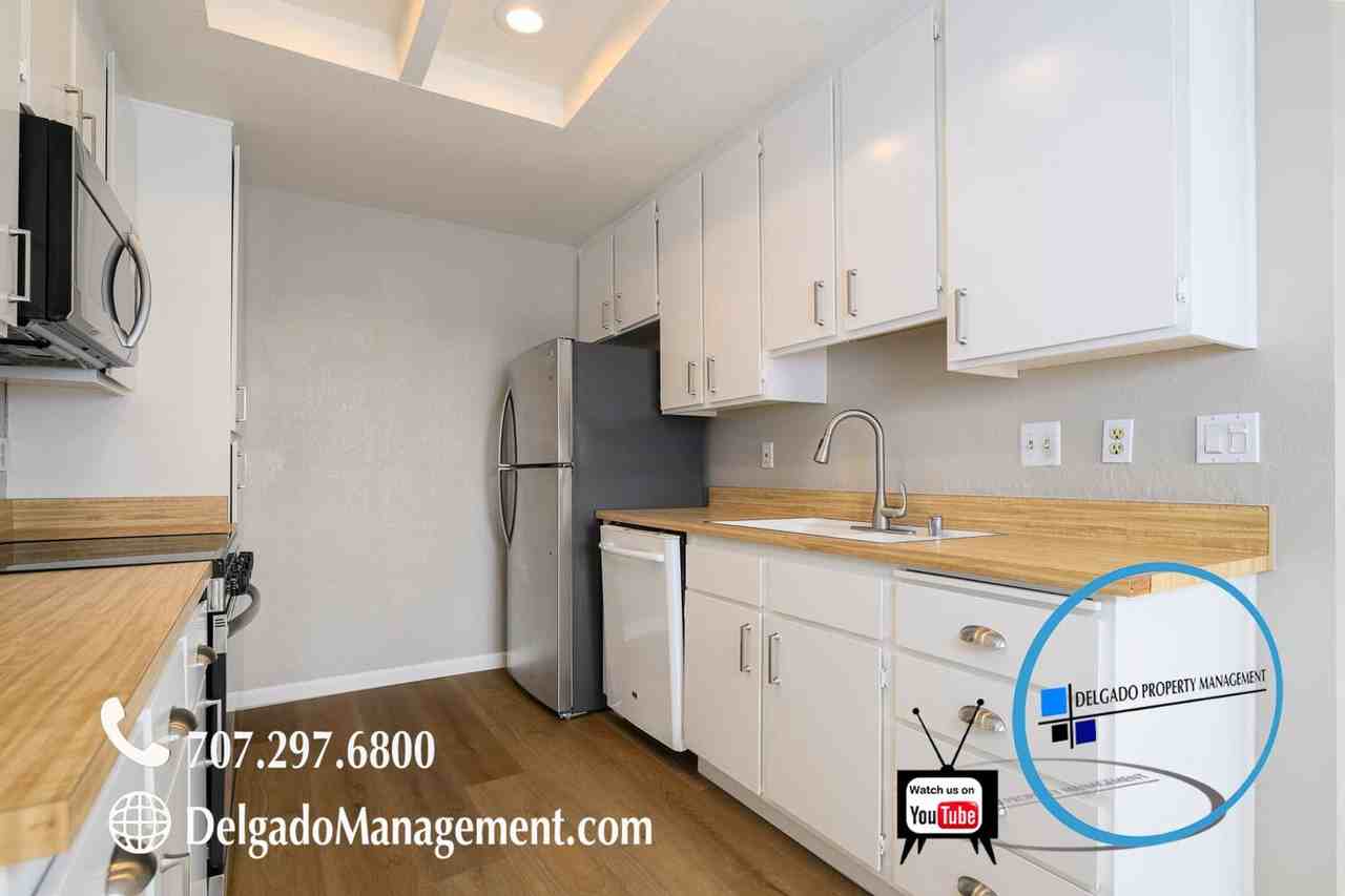 1538 London Cir - Photo 7 of 26