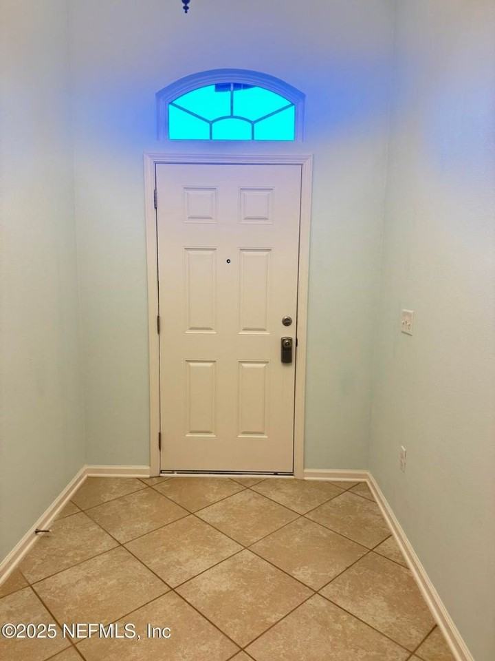 54 Colorado Springs Way - Photo 2 of 5