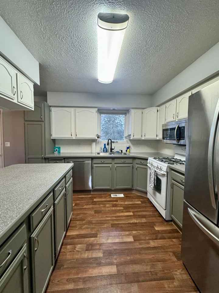 33085 Community College Dr - Photo 2 of 16