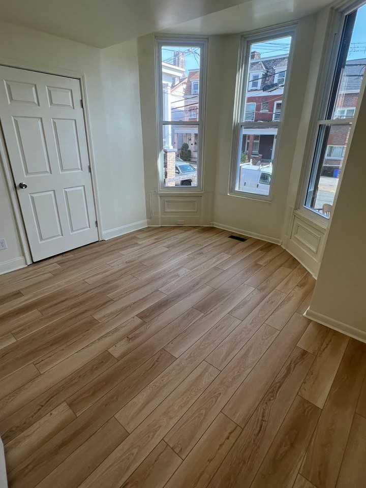 3212 Dawson st - Photo 4 of 50