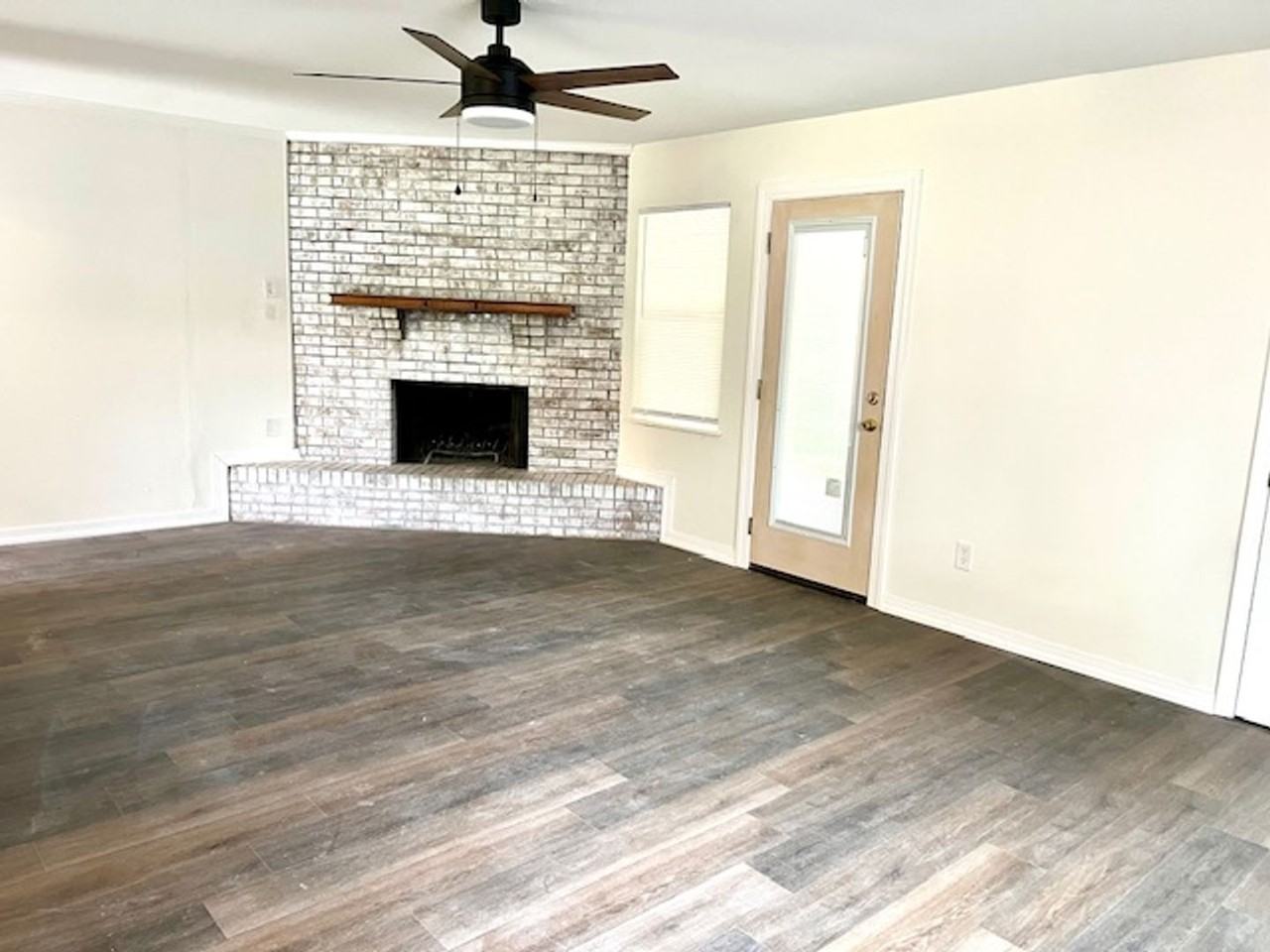 9301 Cottage Park Dr S - Photo 2 of 19