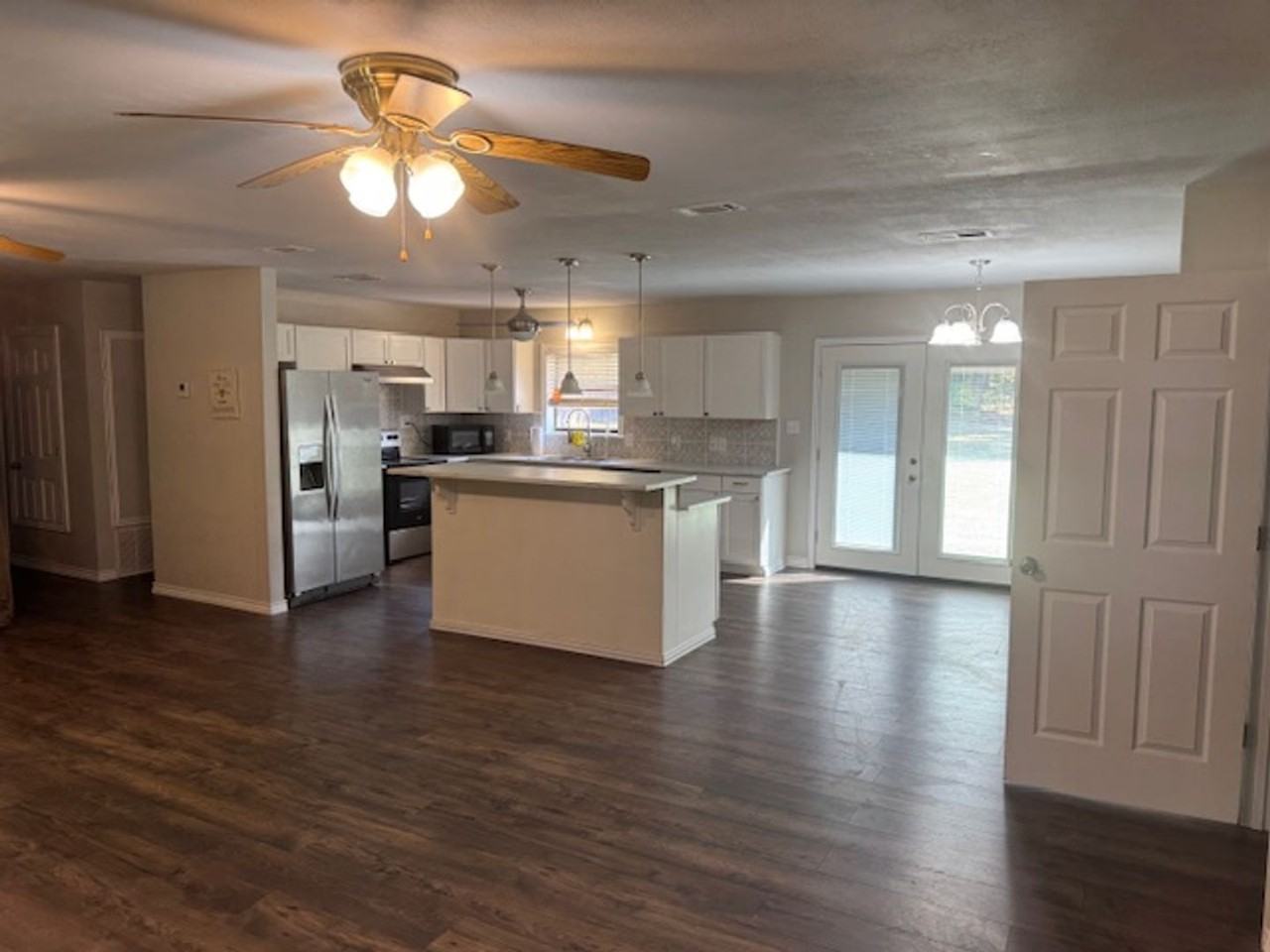 261 County Road 2340 - Photo 3 of 10