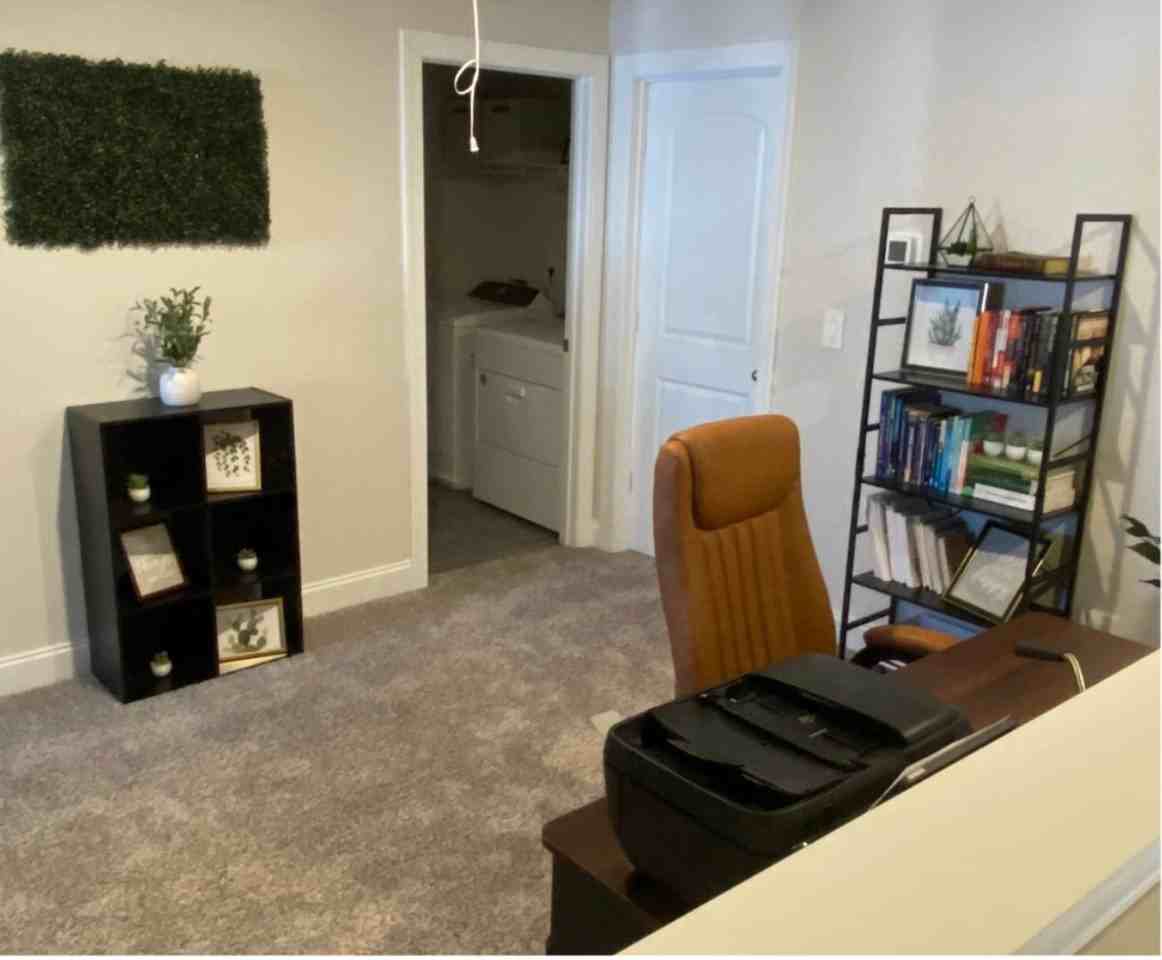 4546 Skywood Ln - Photo 4 of 9