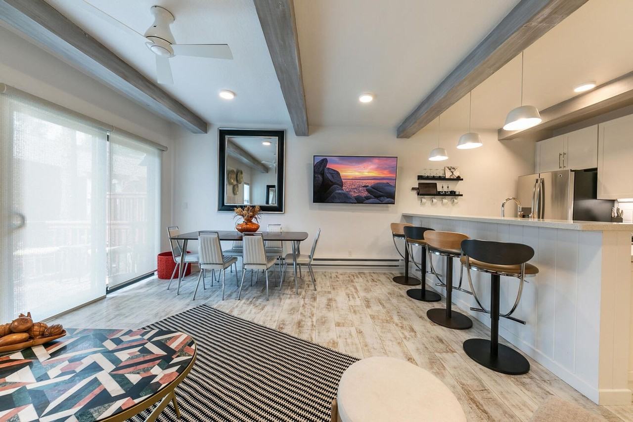 989 Tahoe Blvd - Photo 4 of 29