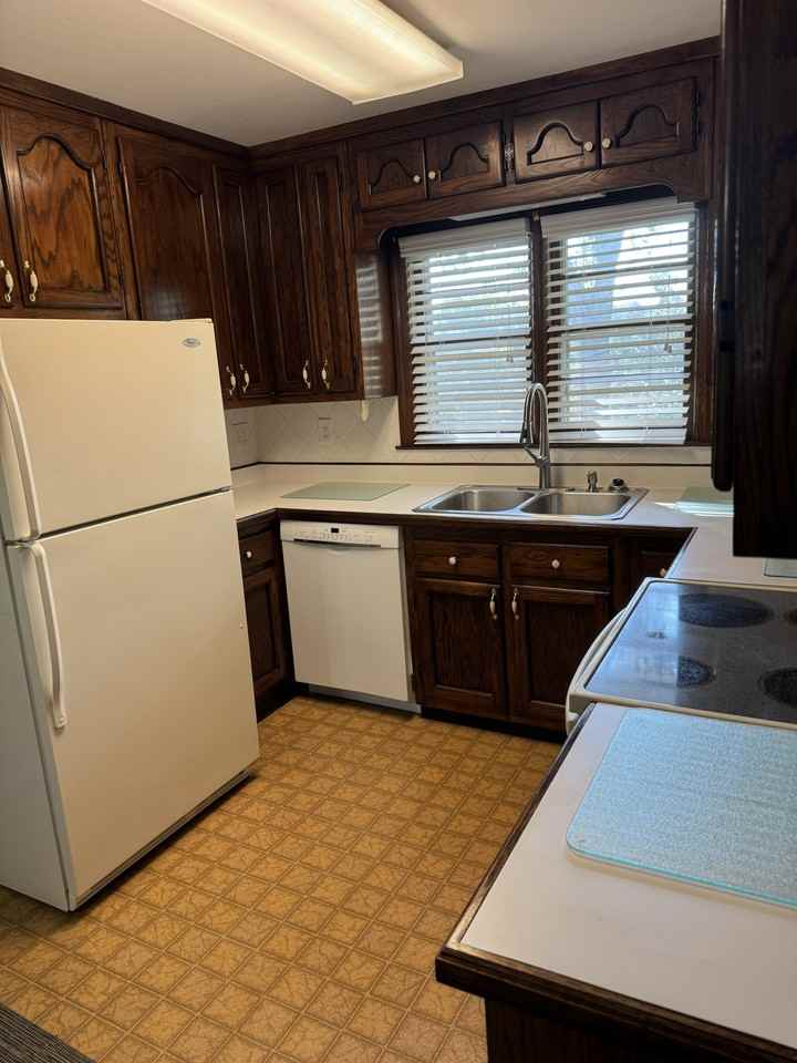 3820 Orchard Rd Se #NA - Photo 7 of 26