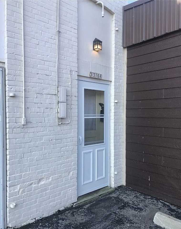 902 Michigan Ave - Photo 3 of 13