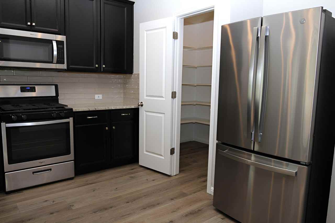 6032 Genova Pl #NA - Photo 5 of 31