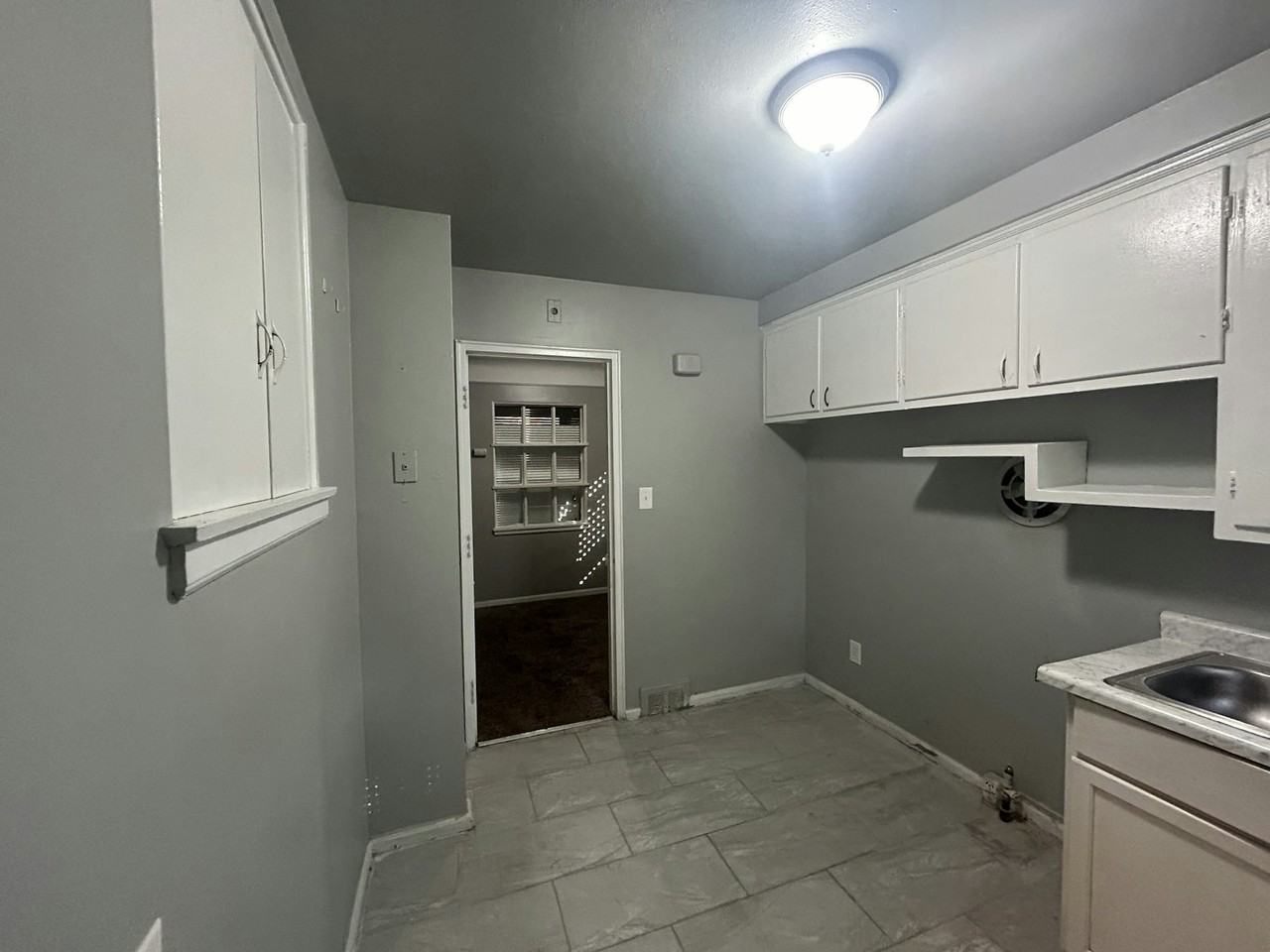 9961 Vaughan Street - Photo 2 of 23