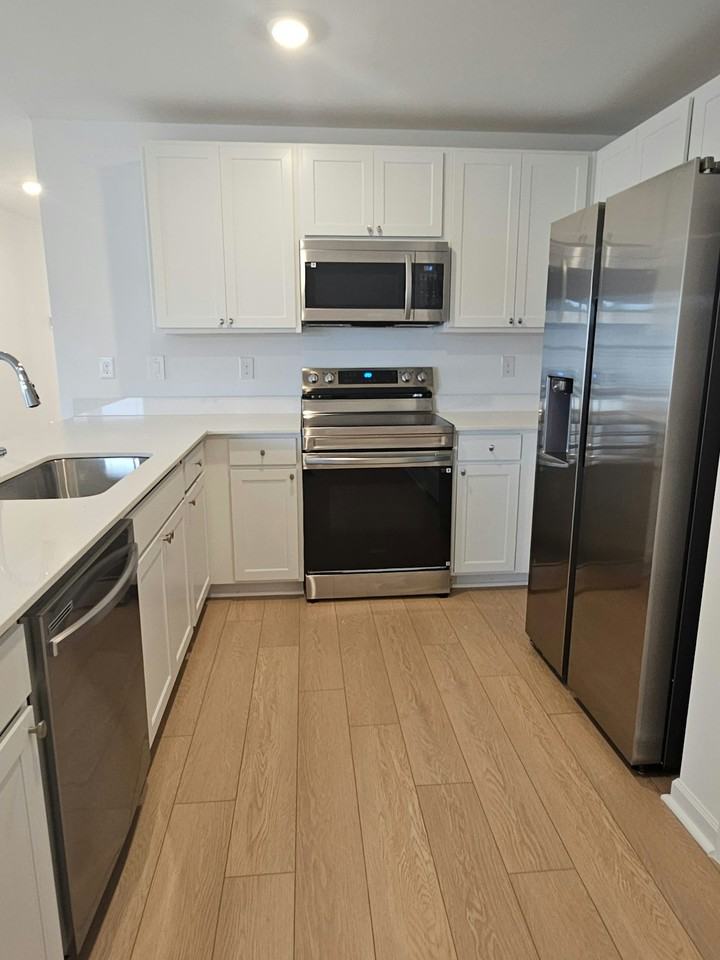 184 Labrador Lane - Photo 5 of 25