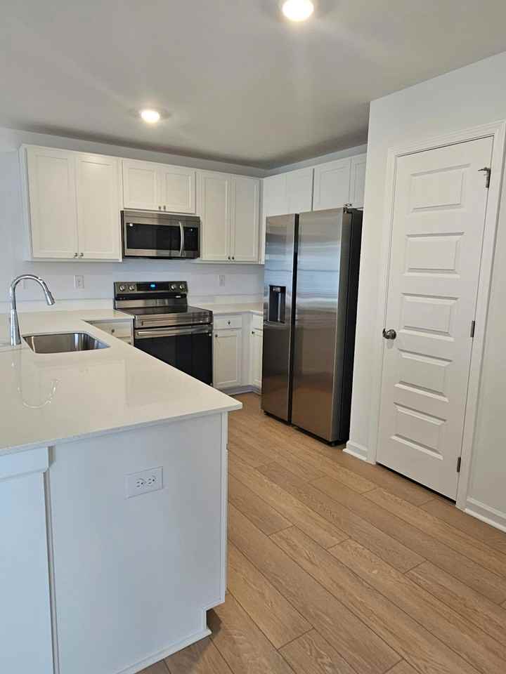 184 Labrador Lane - Photo 7 of 25