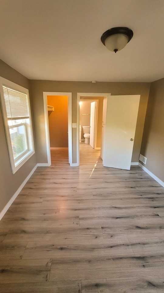 9007 14th Avenue Southwest, Unit 3 - Photo 6 of 13