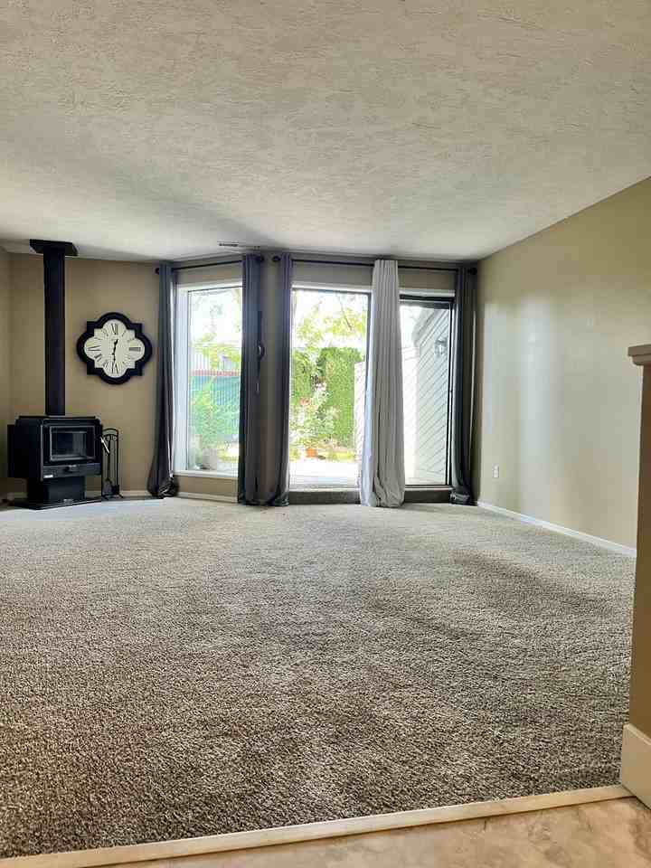 13806 NW 10th Ct Unit C - Photo 3 of 7