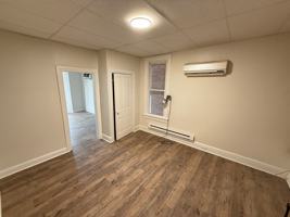 featured image of 34 S Mulberry St