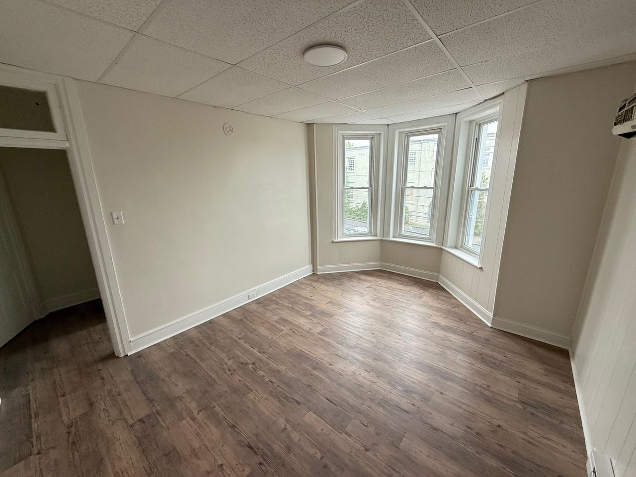 34-36 South Mulberry Street - Photo 2 of 22