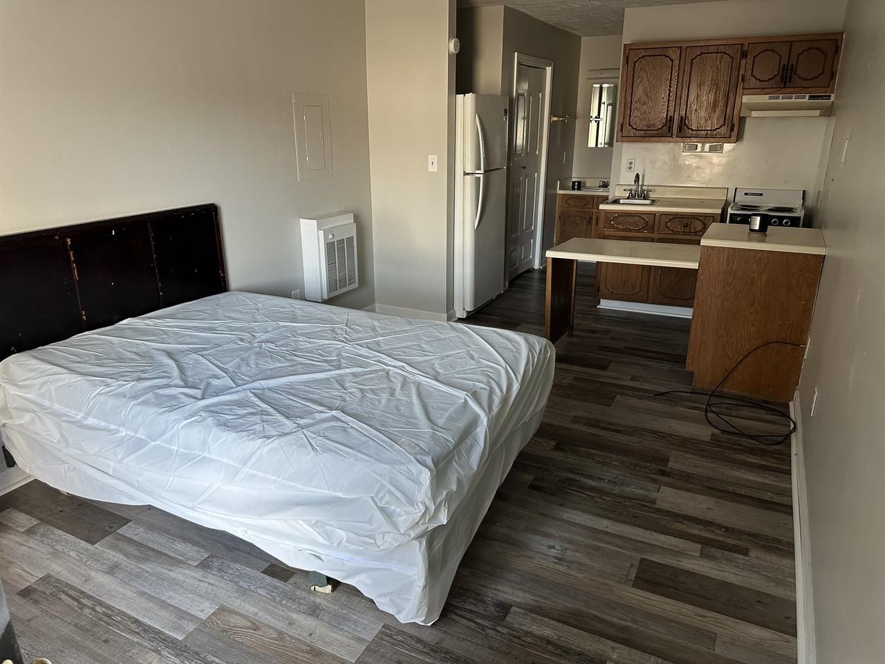 33 Holiday Drive - Photo 2 of 3