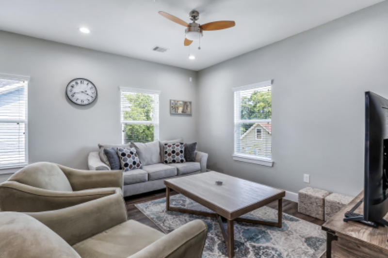 144 West 5th Street #D - Photo 3 of 19